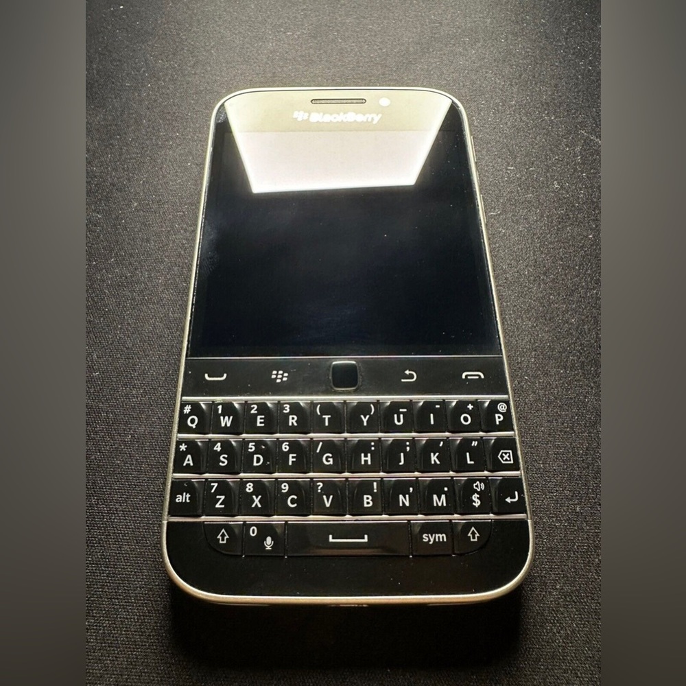 BlackBerry Classic (Bell)